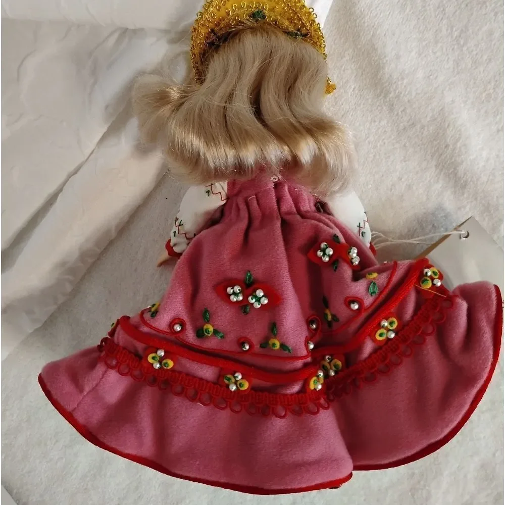 Suzanne Gibson Russia Doll